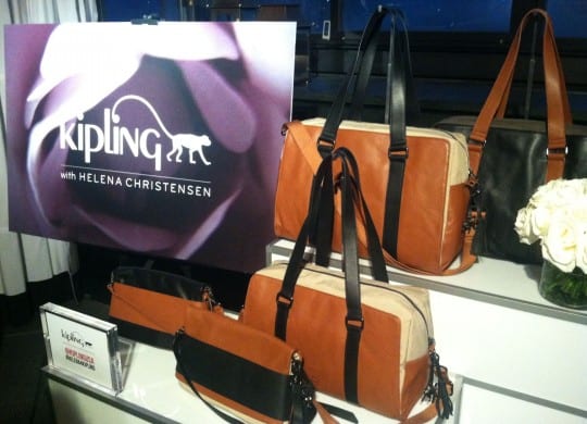 #div1 Helena Christensen for Kipling