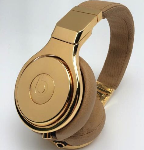 Beats by Dre and Naomi Campbell Go Golden for Germany