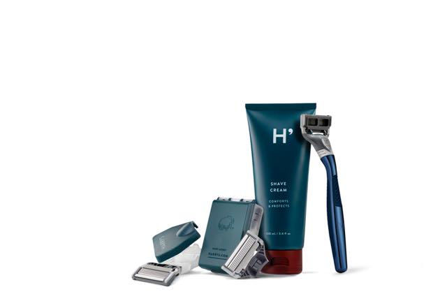 We Found 15 Holiday Gifts To Keep Your Guy Well Groomed