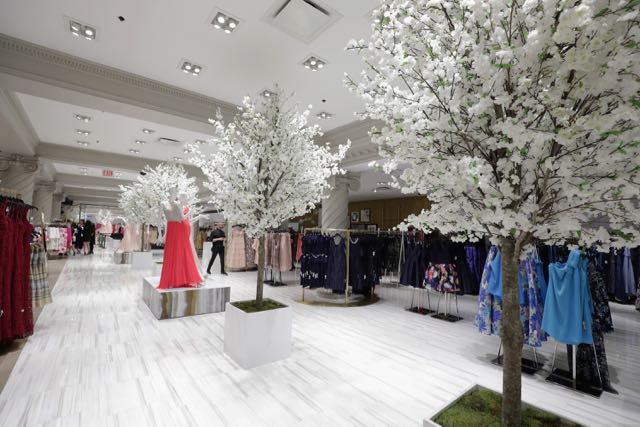 Lord & Taylor Launches The Dress Address Floor At Flagship Location