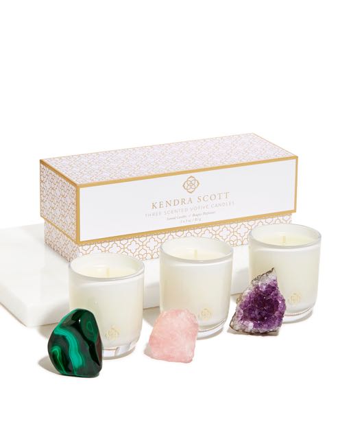 The home collection features four soy wax candles that reference Scott’s favorite gemstones: KS Signature, suggests subtle notes of lily and blonde woods, Rose Quartz, involves a light, romantic bouquet of wild peony and rose petals with hints of vanilla and raspberry nectar.  The Malachite candle incorporates notes of exotic frankincense and warm amber while the Amethyst one features a blend of blackberry and lilac blossoms and sandalwood for balance.  Kendra Scott home collection is available online and at Kendra Scott store locations. They range in price from $25 for a 3-oz.votive, $65 for an 8-oz. tumbler and 3-oz. votive gift set of three for $70. Shop the Kendra Scott Home Collection