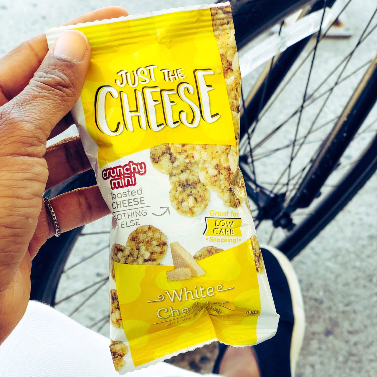 It’s Traveling Season! Here Are The Best Snacks To Pack While On The Go