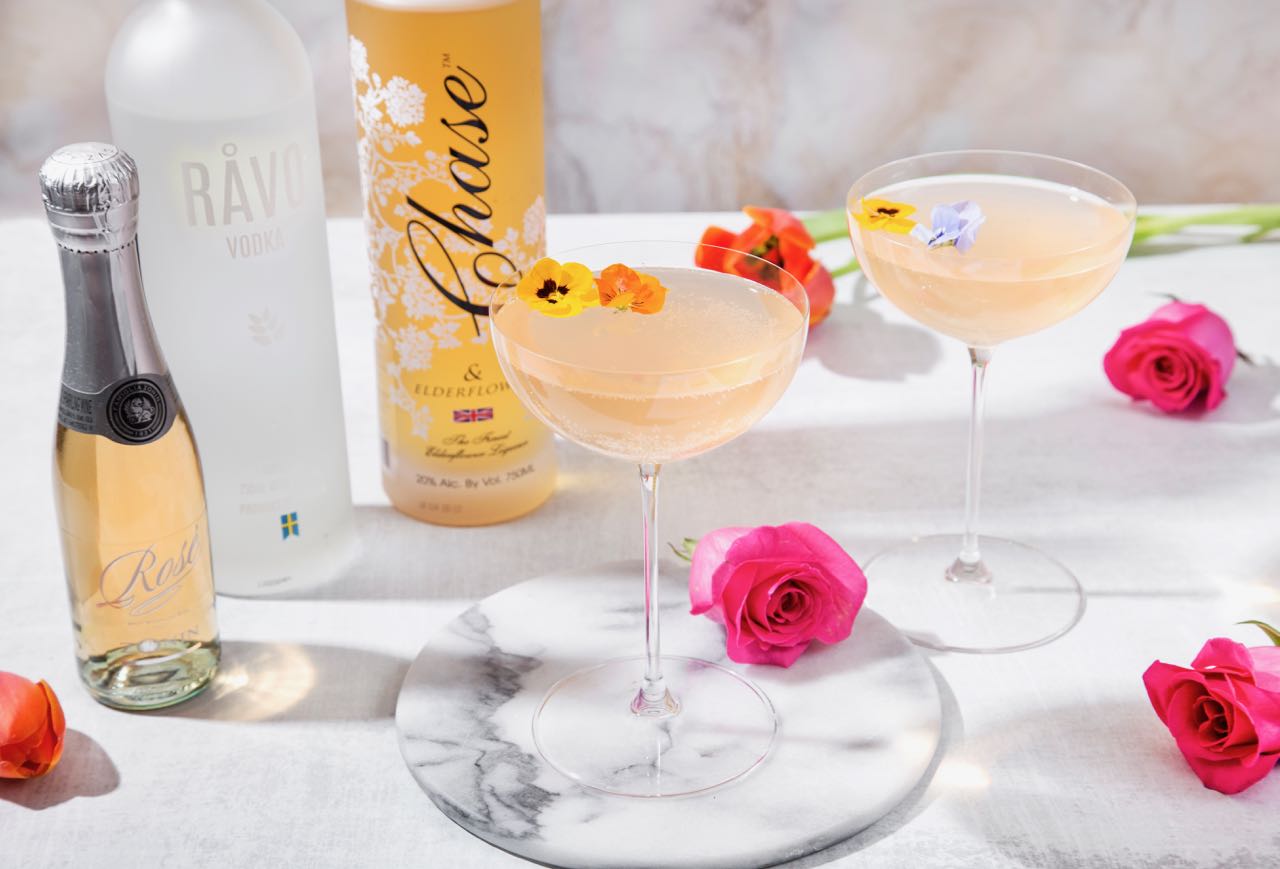 The Best Spring Cocktails To Serve At Your Next Brunch Party