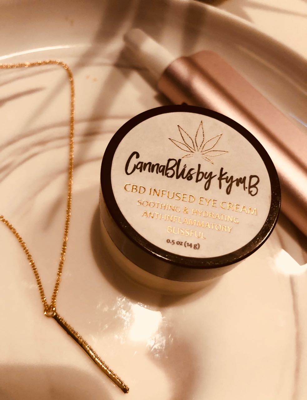 Why These CBD Products Are Good For The Skin