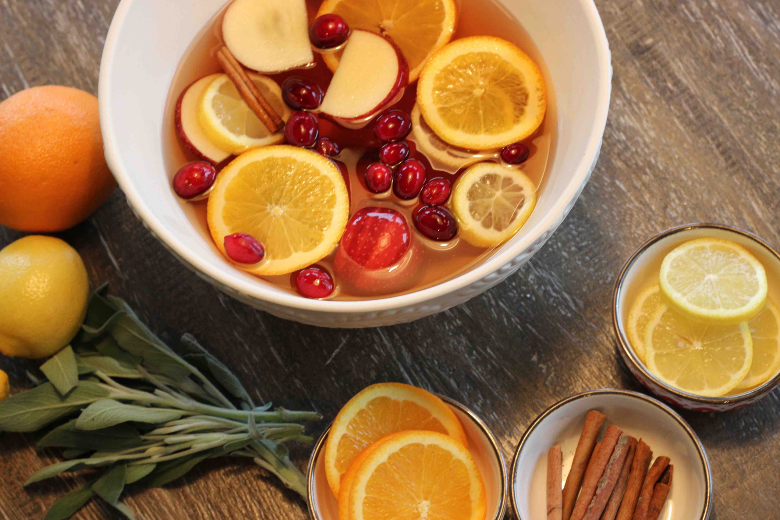 These Easy Holiday Cocktails Are Bound To Make Your Spirits Bright