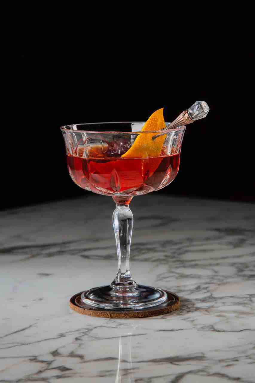 These Easy Holiday Cocktails Are Bound To Make Your Spirits Bright