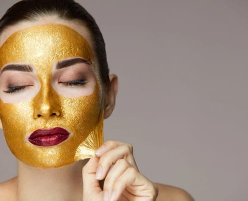 Indulge In These Self Care Products While You Stay At Home While the world follows guidelines to stay home during the pandemic, it is more important than ever take care of yourself, both mentally and physically. After spending hours working from home, engaging on social media, or scrolling through news coverage, show a little kindness to yourself. Take time to relax, unwind and create an at-home spa day experience. After all, this is the perfect time for self-care, don’t you think? For starters, light a candle, draw a warm bath infused with essential oils, open a bottle of wine, and play calming tunes to help you chill out. We have listed 9 pampering pleasures to help your skin stay hydrated and smooth, especially from the constant hand washing. From a Neck mask to help smooth wrinkles, to a citrus butt mask to brighten dimples, these not so guilty pleasures are a great way to take a