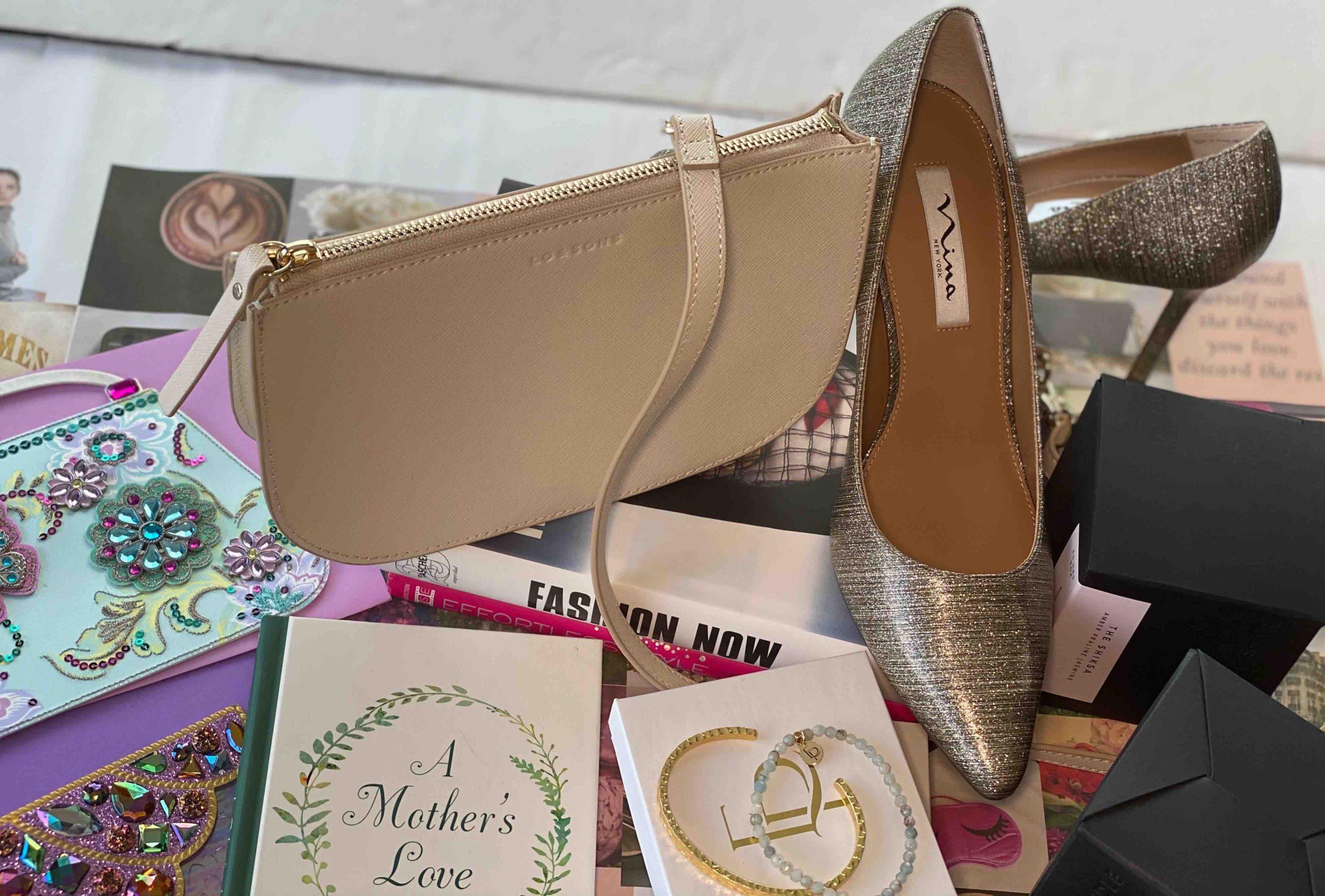 Take A Virtual Trip At These Online Stores For The Best Mother’s Day Gift