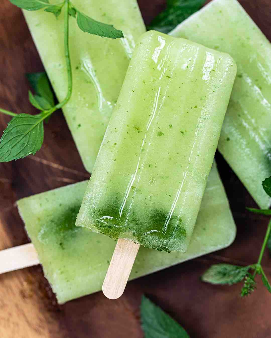 These Green Pops Are One Of The St Patrick's Day Cocktail Recipes For Home Entertaining