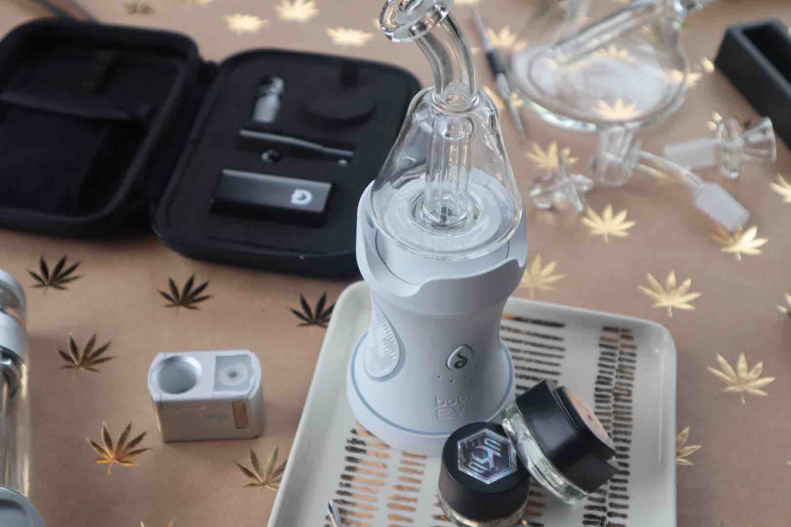 We’ve Rounded Up The Best Dabbing Accessories For 710 Day