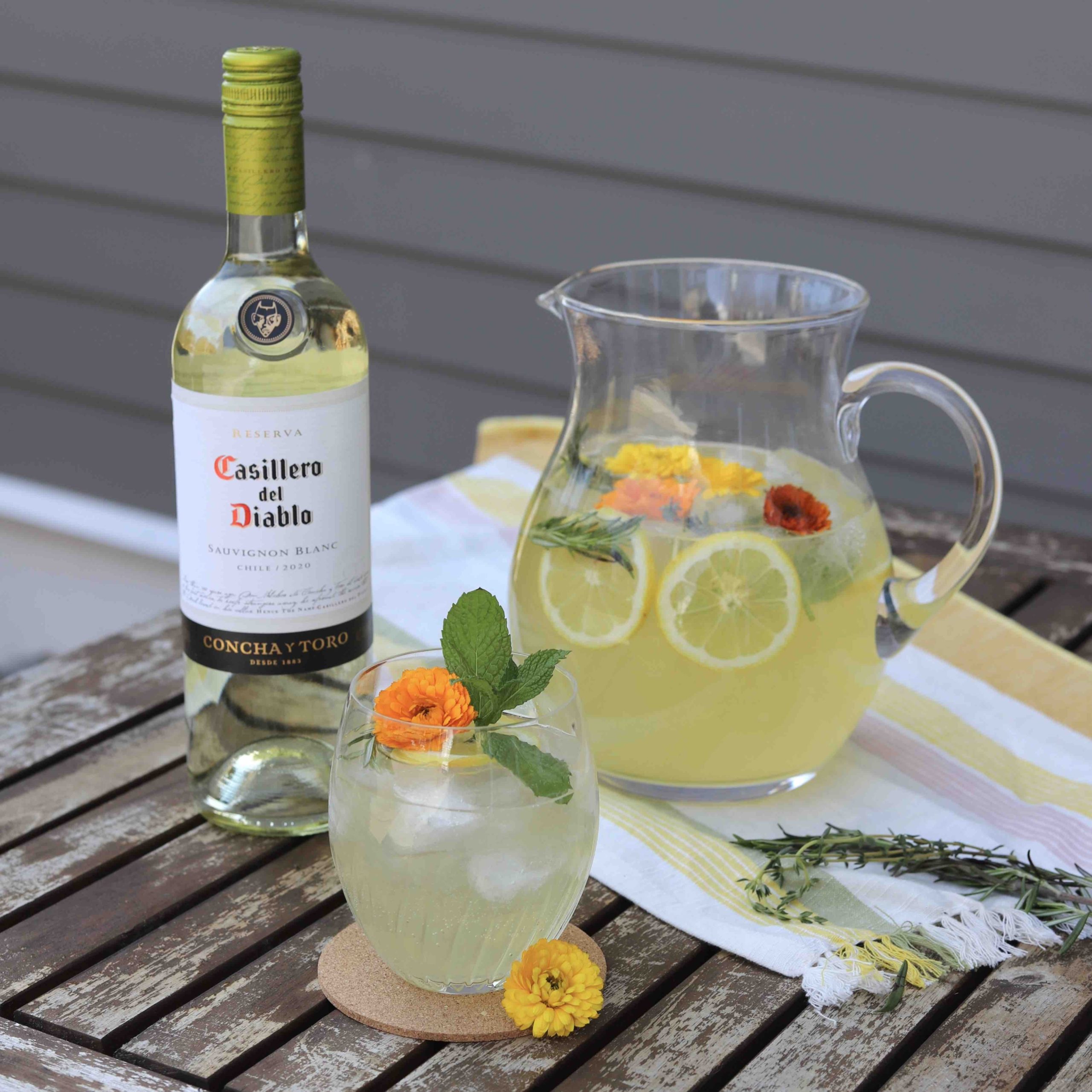 Not Your Mother's White Wine Spritzer Is Part of the Easy 4th Of July Cocktails