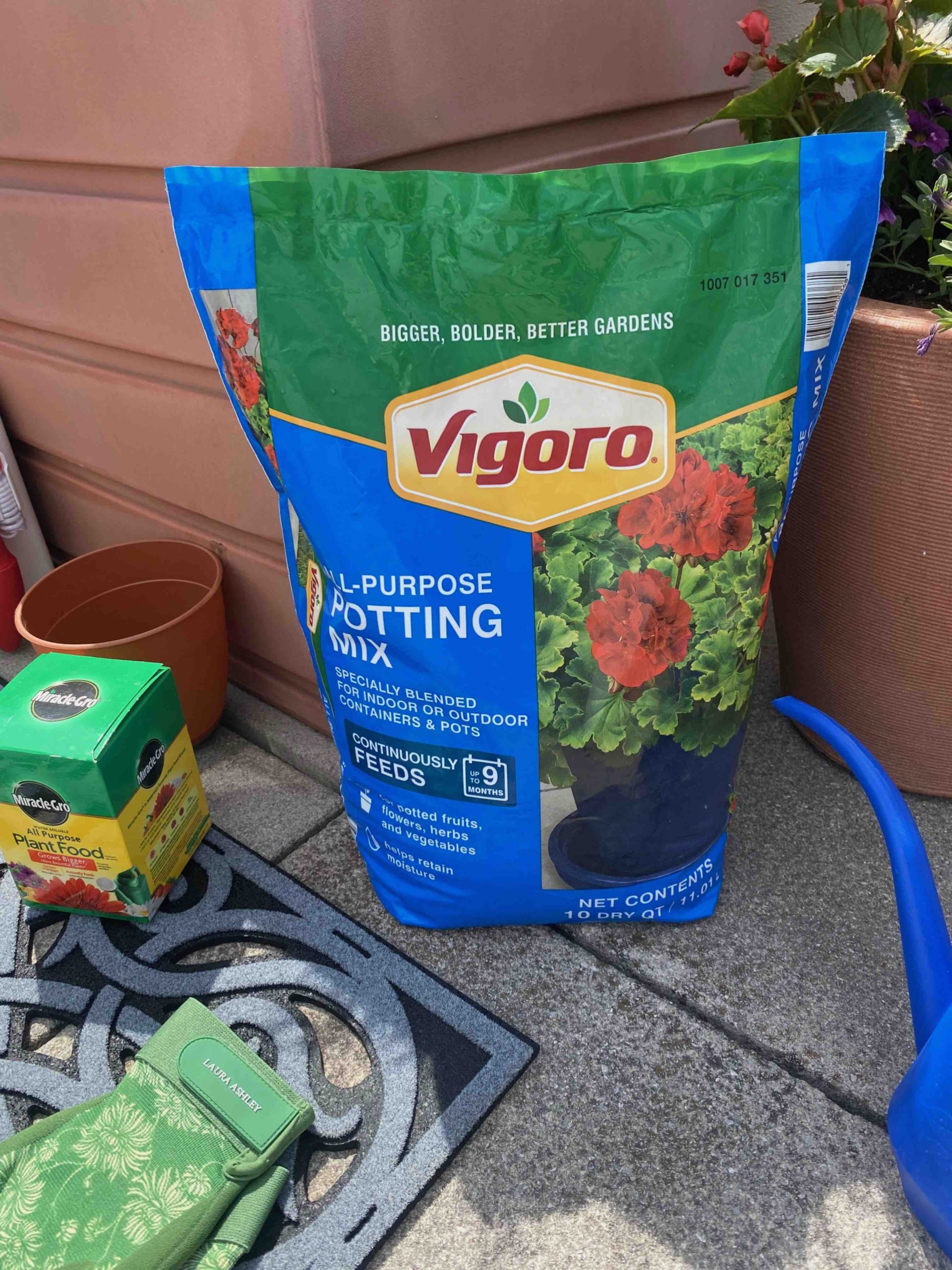 Adding Potting Mix Is How to prepare for a spring garden