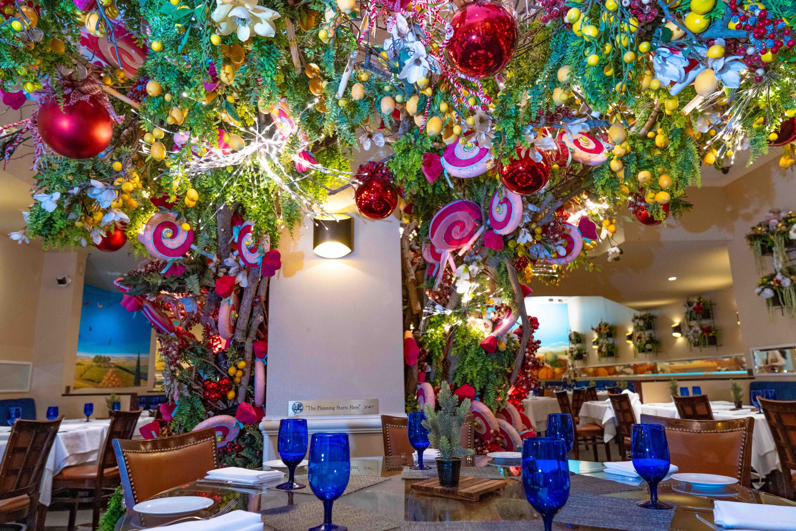 fresco by scotto Enjoy a magical Christmas Eve dinner in New York City with festive ambiance, seasonal menus, and unforgettable moments at Fresco by Scotto. Reserve your perfect holiday night.