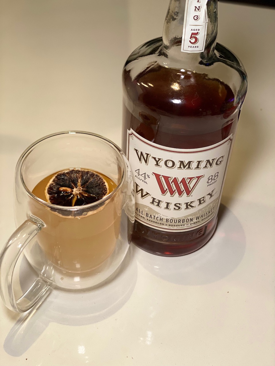 THE BEST COCKTAIL TO EMBRACE THE COLDER WINTER WEATHER