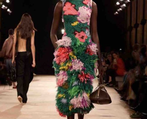 Discover the latest spring trends in fashion and update your closet with must-have styles that turn heads all season