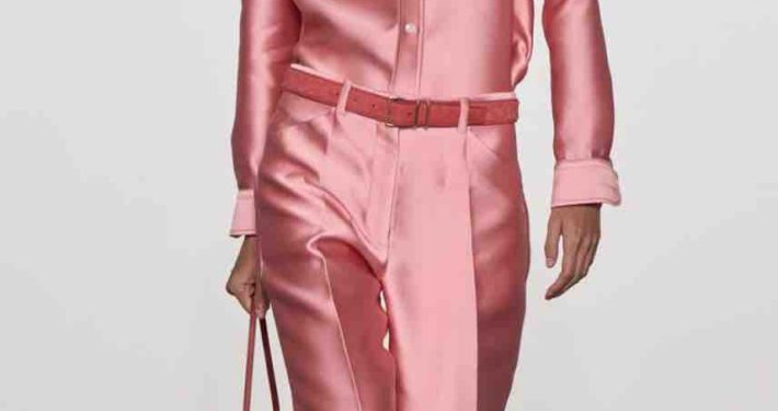 Discover the latest spring trends in fashion and update your closet with must-have styles that turn heads all season