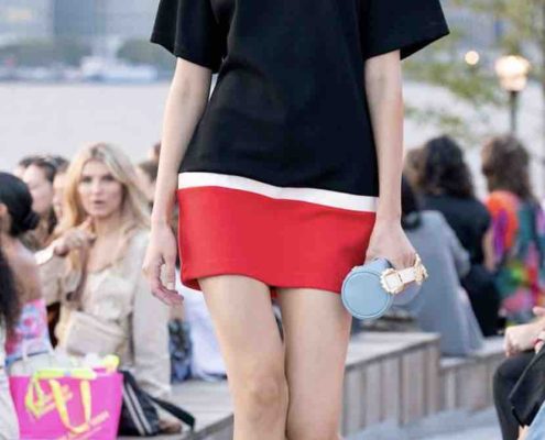 Discover the latest spring trends in fashion and update your closet with must-have styles that turn heads all season