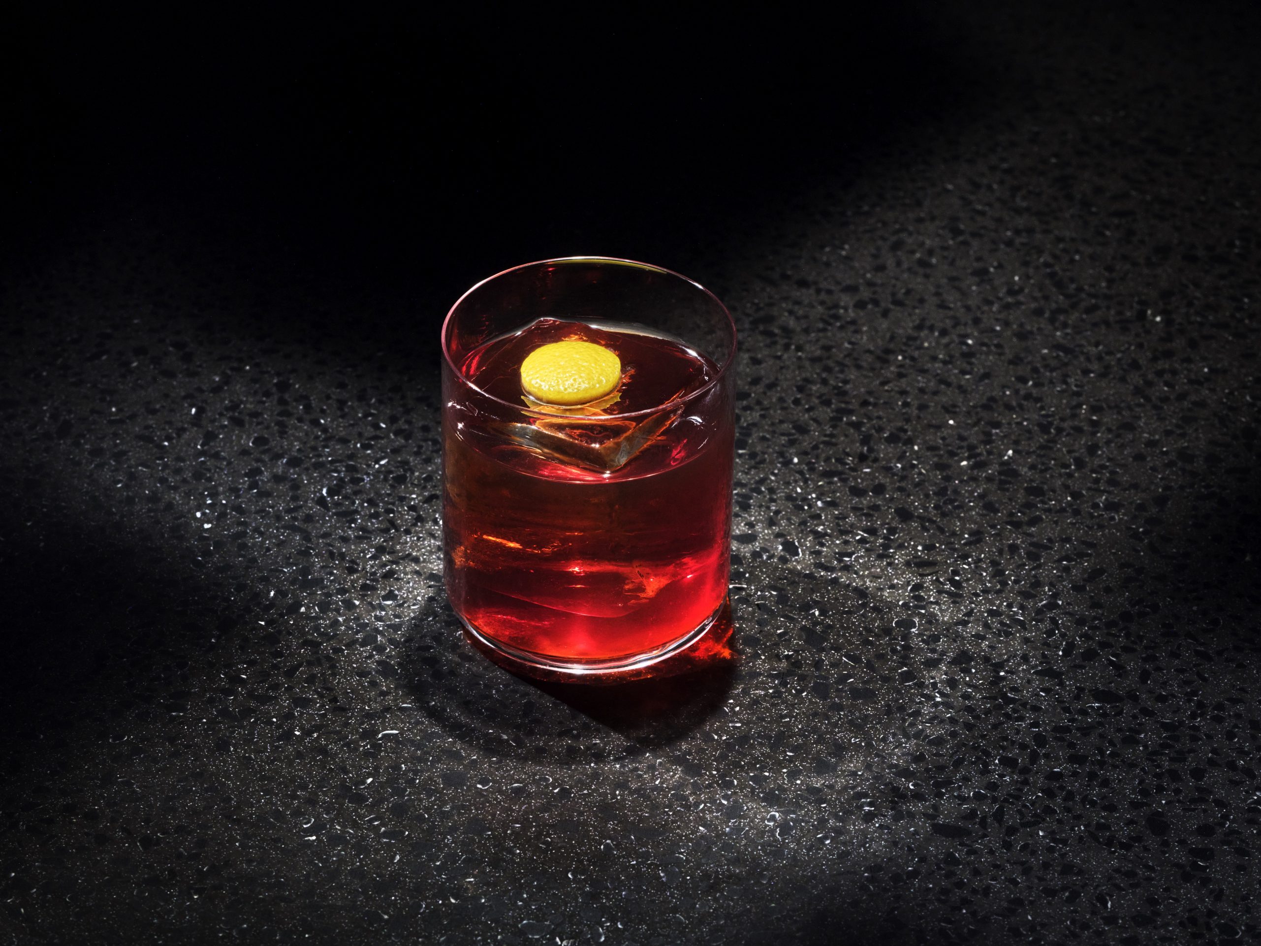 Phantom Limb Explore irresistible Negroni Week recipes, from classic variations to creative twists. Find your next favorite cocktail created by some of the top bartenders across the country for celebrating Negroni Week.